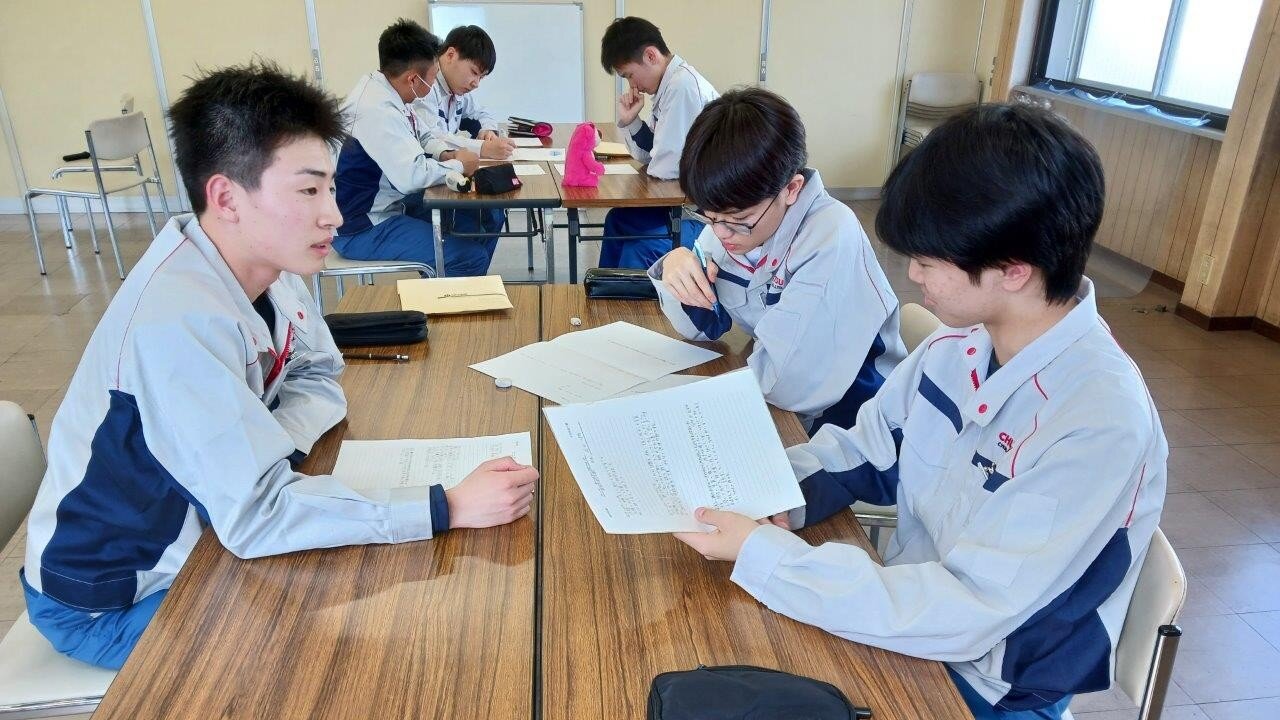 座学(グループ討議)（画像）