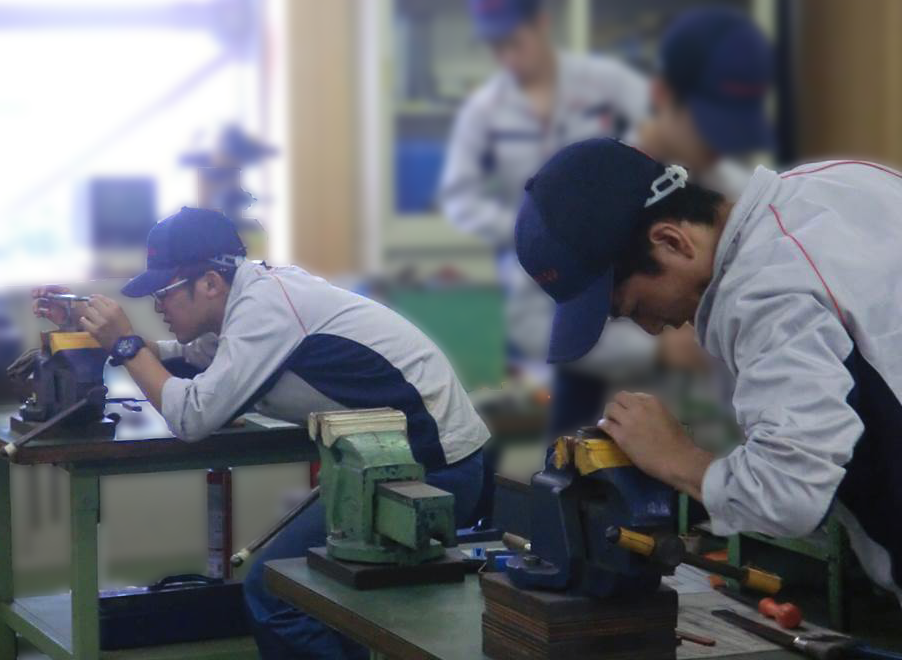 未来を担う若き人材の育成