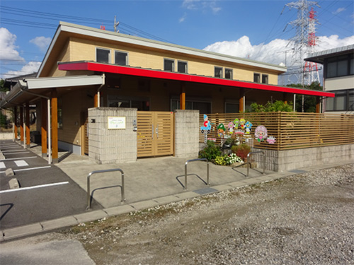 託児所「ばねっこハウス」(画像)